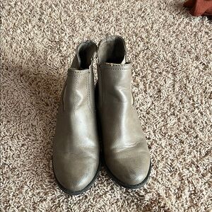 Women’s Brown Old Navy boots